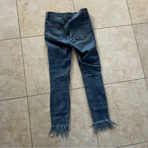 Good American  NWOT Distressed Frayed Edges Sz 0/2