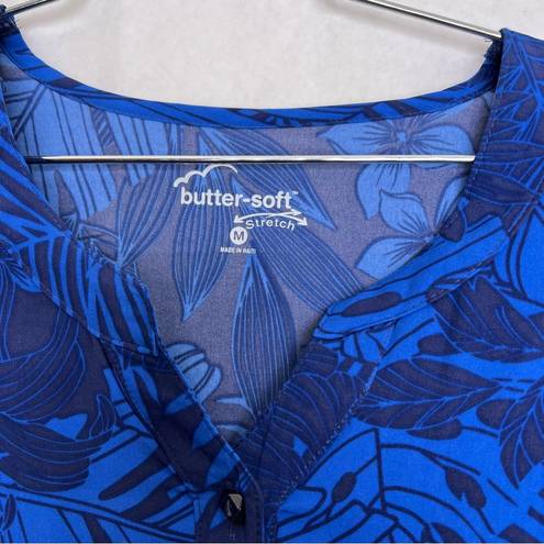 Butter Soft  scrub top blue floral size medium