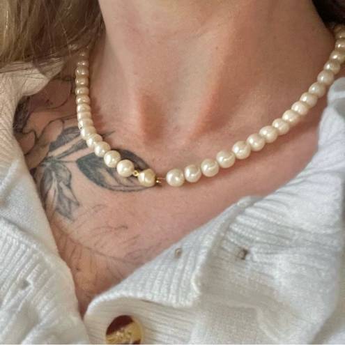 American Vintage Vintage “Ryver” Hidden Pearl Clasp Necklace 17.5” Baroque Ivory Cream Classic