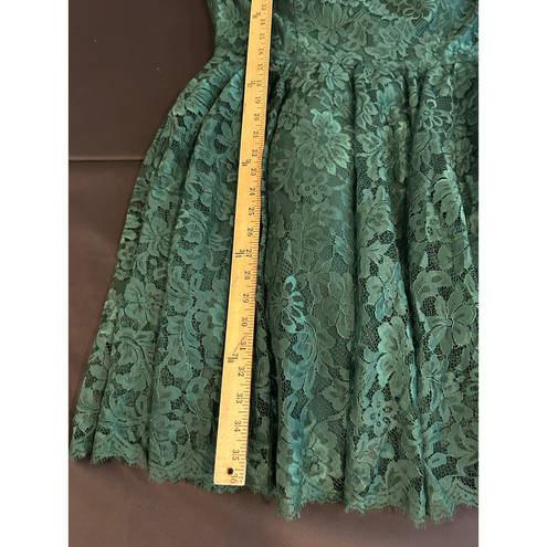 Weddington Way  Emerald Lace A-Line Ruffle Dress Halter Prom Winter Size 16