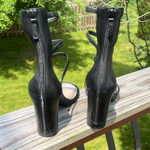 DKNY  Rita strappy heeled sandals black size 8 high chunky heel zip back leather