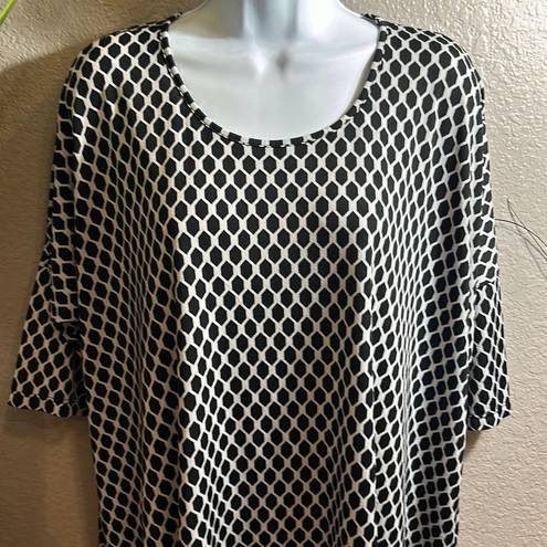 Bobeau  geometric printed tunic top size 3 XL