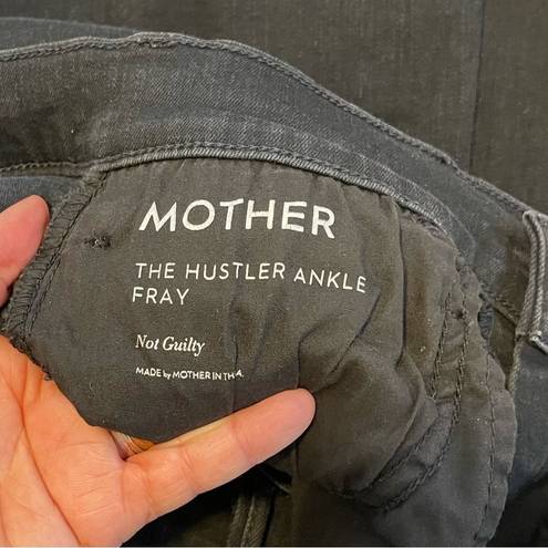 MOTHER Denim  The Hustler Ankle Fray In Not Guilty Size 28