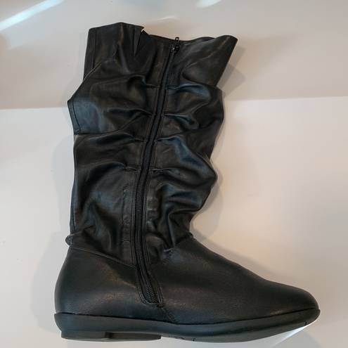 Comfort View  9WW wide calf Faux leather boot size 9WW