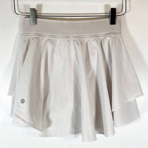 Lululemon  white court rival skirt built in shorts pockets skort size 4