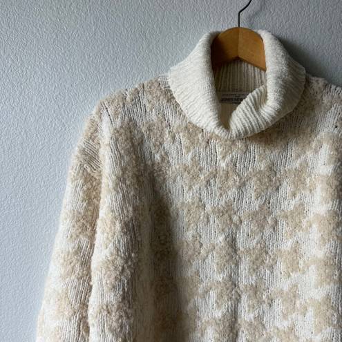 Jones New York Vintage  Hand Knit Turtleneck Sweater