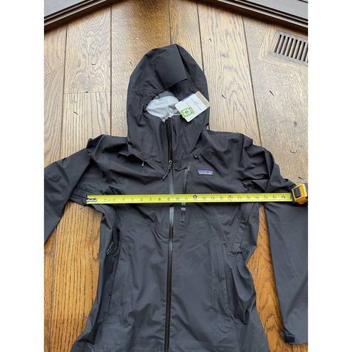 Patagonia  Women's Small Granite Crest Rain Jacket Carmine Black NWT