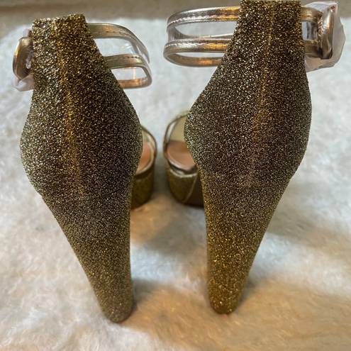 Bamboo Gold metallic glittery felt platform pump high heels with clear buckle straps