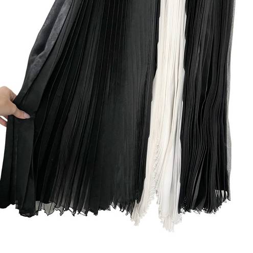 Alexis NWT  Federico Long Pleated Organza Silk Maxi Dress Black White Size XS