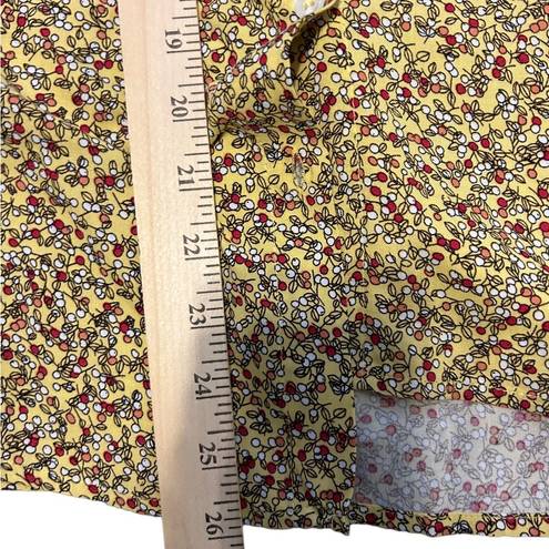 Max Studio  Short Cuffed Sleeve
Yellow Floral Button Up Collared Shirt Size S