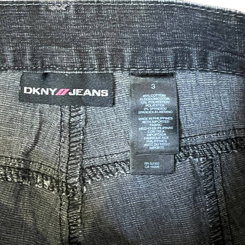 DKNY  Jeans Size 3 Juniors Black Denim Cotton Stretch Blend Straight Womens 28X32