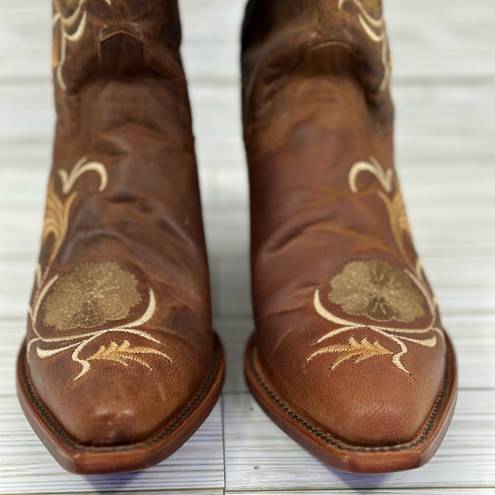 Shyanne  Women’s Western Floral Embroidered Leather Cowgirl Boots Size 7