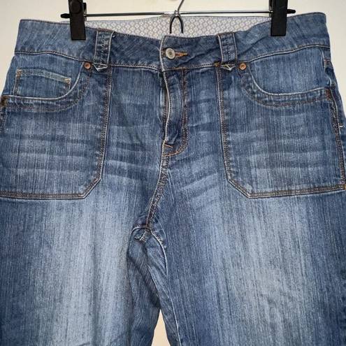 Faded Glory  Womens Cropped Jeans Size 14 Medium Wash Stretch