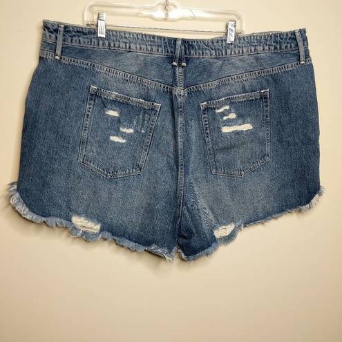 Good American  High Waist Shorts - Size 22 - NWT