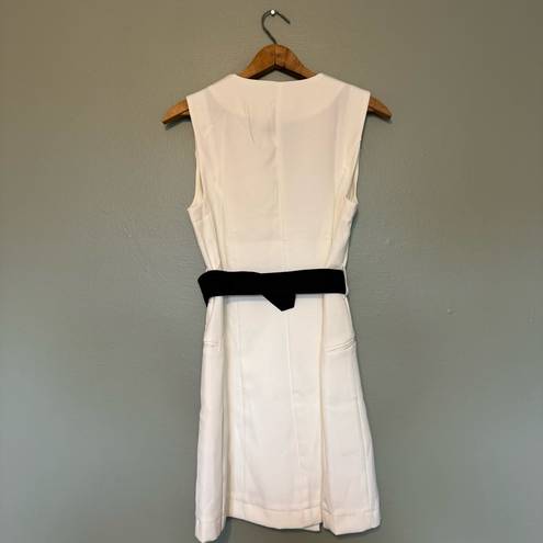 idem Ditto  Los Angeles White Sleeveless Profrssional Dress w/ Black Belt size M