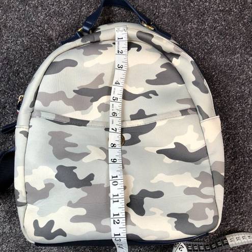 Tommy Hilfiger  Camo Backpack with Gold Logo Hardware Blue Straps Y2K Streetwear