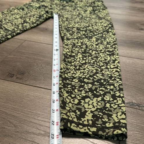 Sweaty Betty  Power Pocket Green Undercover Floral Print 7/8 Leggings Size Medium