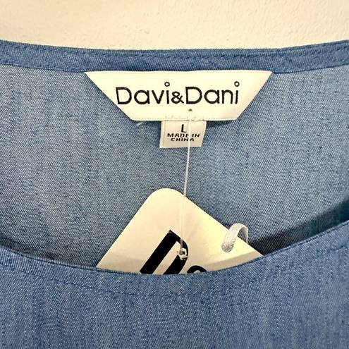 Davi & Dani *NWT*  Chambray Dress