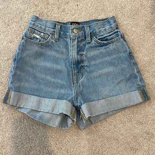 BDG Mom Shorts