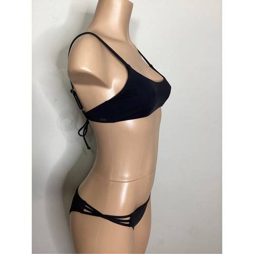 O'Neill New. O’Neill black bikini. S-top/L-bottom