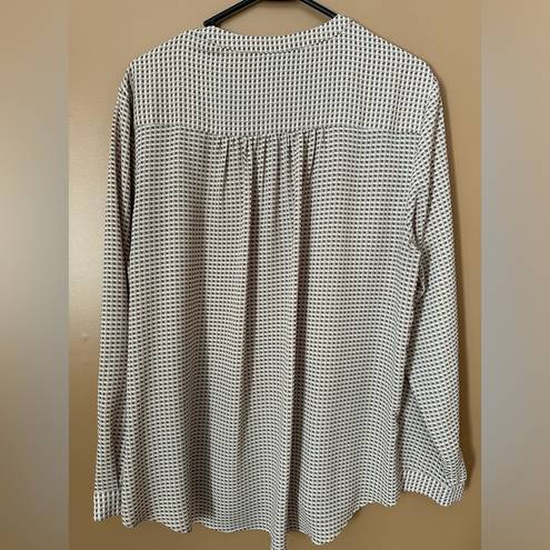 Adrianna Papell Women’s blouse size XL