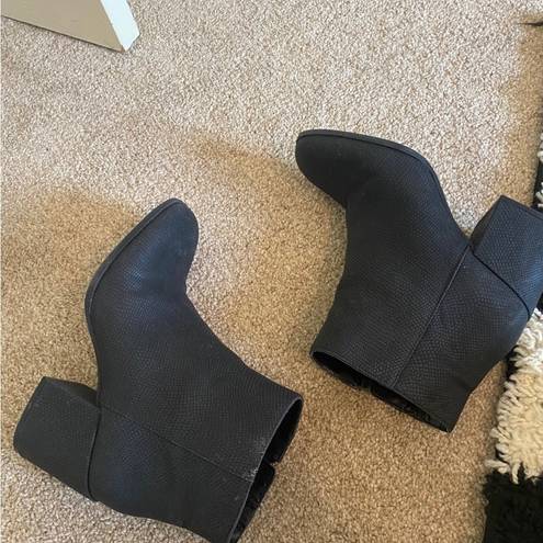 mix no. 6  Black Heel Ankle Booties Size 7.5