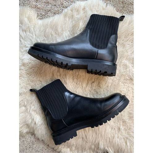 Blondo  Hallie Waterproof Chelsea Bootie Black Size 9