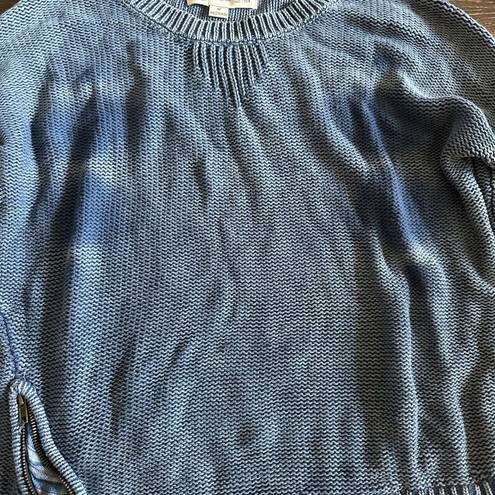 Vintage Havana  Oversized Blue Sweatshirt with plaid embellishments