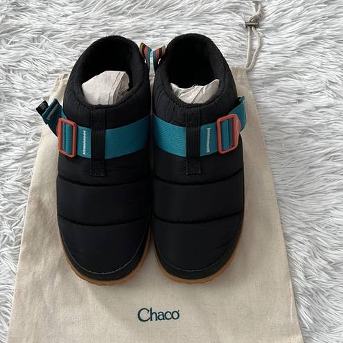 Chacos Chaco Women’s Ramble Water Resistant Puffer Clog in Retro black size 11.5