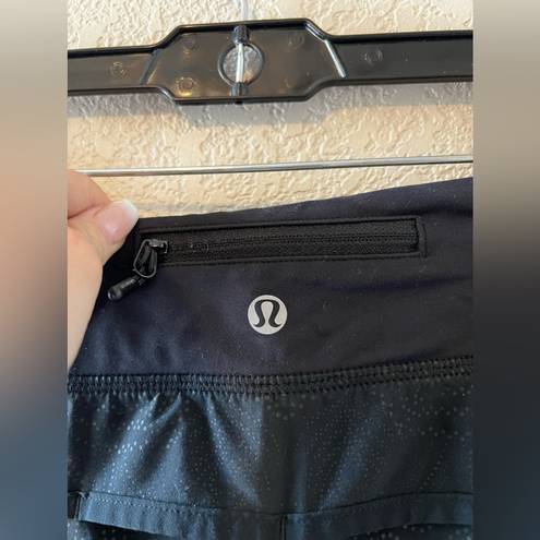 Lululemon  Speed Short 2.5”