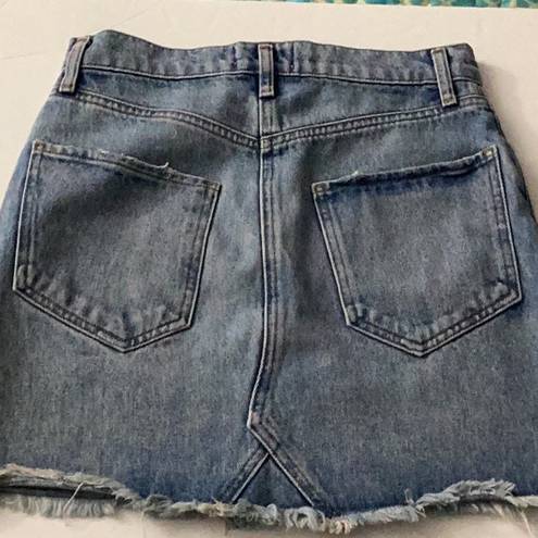 AGOLDE  Quinn Denim Mini Skirt Size 24 Lightly Distressed Blue In Devotee Wash