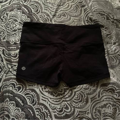 Lululemon Wunder Train Short 2”