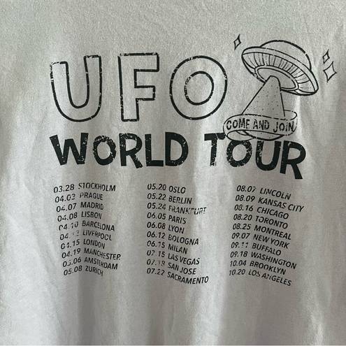 The Moon NWT Child UFO World Tour Graphic Tee T-shirt Purple Boho Hippy XS