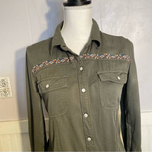 Roxy  Vintage Bohemian Embroidered Shirt, Tribal, Boho, Aztec snap pearl buttons