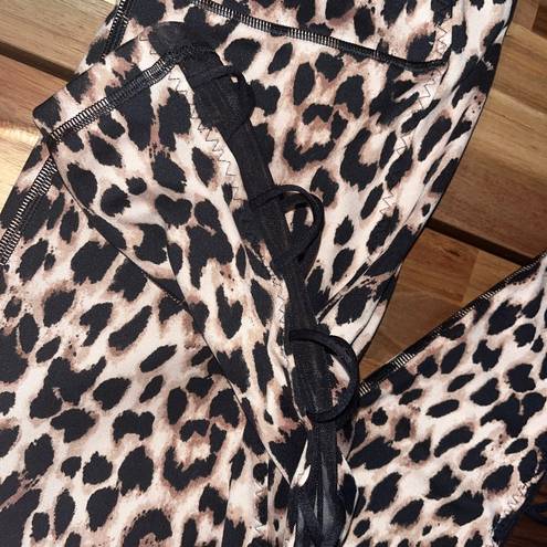 Victoria's Secret NWOT Victoria’s Secret Cheetah Print Leggings 25” Size 8