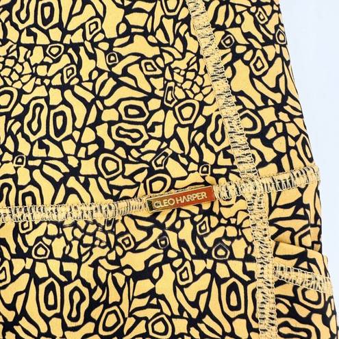 Harper Cleo  Biker Shorts Small Gold Black Patterned Athleisure Activewear