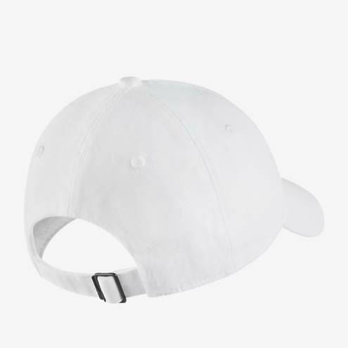 Nike  Women's Sportswear Heritage86 Hat in White