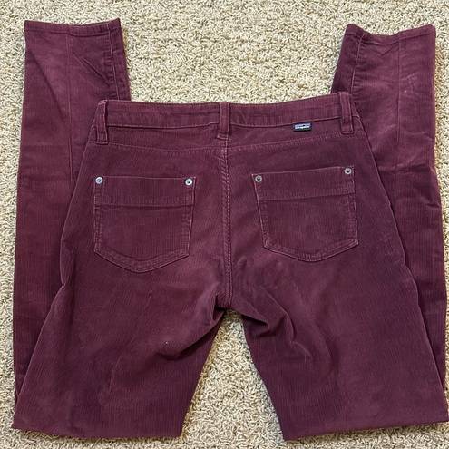 Patagonia  Women's Everyday Corduroy Pants Organic Size 28 / 6 burgundy red