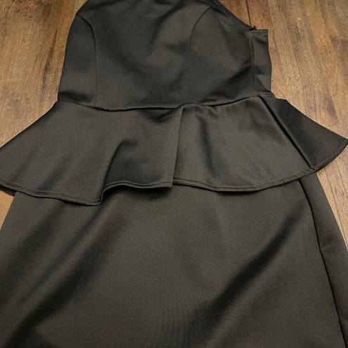 Bisou Bisou  Elegant Black Dress