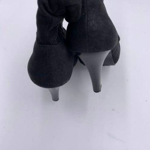 Charlotte Russe  Black Scrunch Booties‎