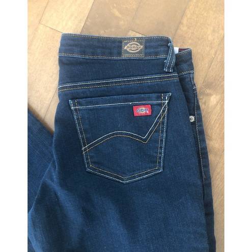 Dickies NWT  Stretch Relaxed fit jeans size 8 r