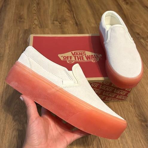 Vans  suede PLATFORM slip on shoes sneakers women’s 7.5 new