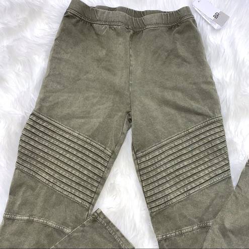 BP  NWT Sarma Moto Leggings Olive XS