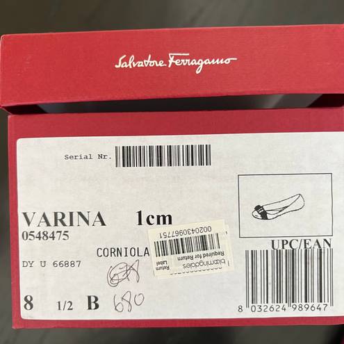 Salvatore Ferragamo EUC  Varuna Corniola Flats