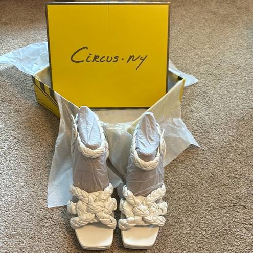 Circus by Sam Edelman NWT Circus NY by Sam Edelman white Mable ankle strap sandals size 8.5