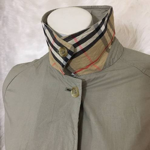 Burberry Authentic  Trench w/Exposed print collar! House of Scotland