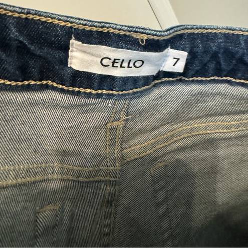 Cello New!  Straight Jeans Size 7