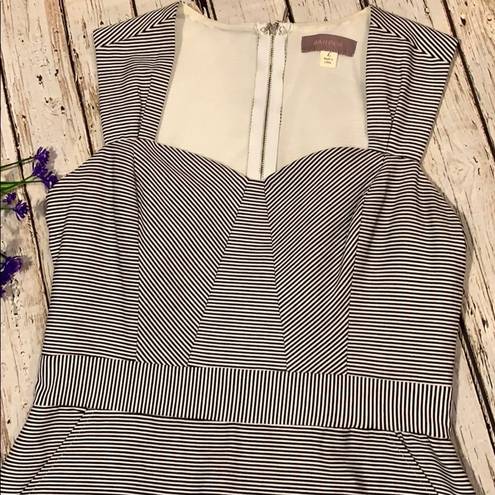 Harper  striped dress size L black and white