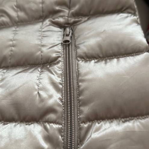Bernardo  Metallic Zip Around Funnel Puffer Jacket Size Small. Retail 180