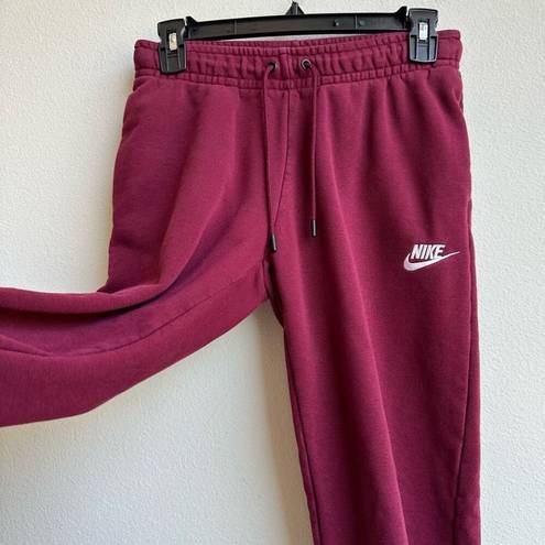 Nike  Sportswear Club Fleece High Waisted Maroon Red Sweatpants Jogger Size XS